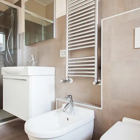 Halldis Apartment *