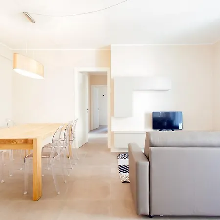 Apartment Halldis *